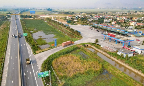 Cần nâng chuẩn chất lượng các trạm dừng nghỉ cao tốc Bắc - Nam