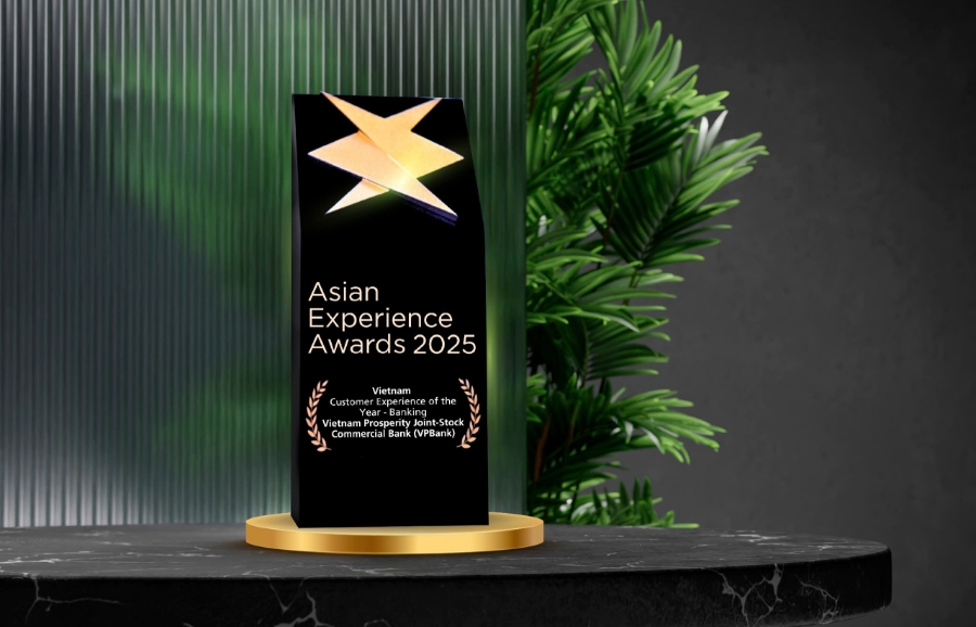 Sáng kiến Giao dịch không giấy tờ mang lại giải thưởng Trải nghiệm khách hàng của năm – ngành Ngân hàng cho VPBank.