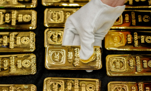 Giá vàng chạm 4.500 USD/oz, lập kỷ lục lần thứ 50 trong năm 2025