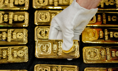 Giá vàng chạm 4.500 USD/oz, lập kỷ lục lần thứ 50 trong năm 2025