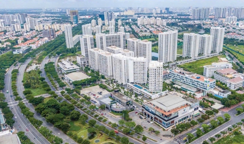 Vietnam's real estate market records positive growth in 2025