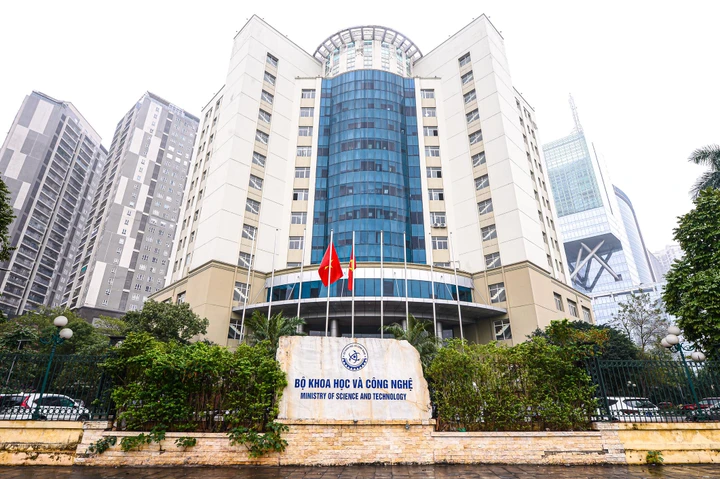 Tòa nhà Cục Đổi mới sáng tạo (số 113 Trần Duy Hưng, phường Yên Hòa, Thành phố Hà Nội) là một trong số nhiều địa điểm tiếp dân của Bộ Khoa học và Công nghệ - Ảnh: Đắc Huy.