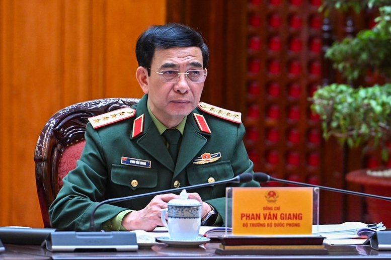 Đại tướng Phan Văn Giang, Uỷ viên Bộ Chính trị, Phó Bí thư Quân uỷ Trung ương, Bộ trưởng Bộ Quốc phòng, tại cuộc làm việc - Ảnh: VGP