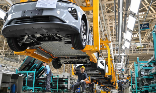 Cuộc đua tốc độ trong ngành ô tô: Phương Tây học Trung Quốc rút ngắn chu kỳ phát triển xe