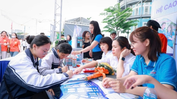 5 năm, thành phố Huế giải quyết trợ cấp thất nghiệp cho 43.098 lao động