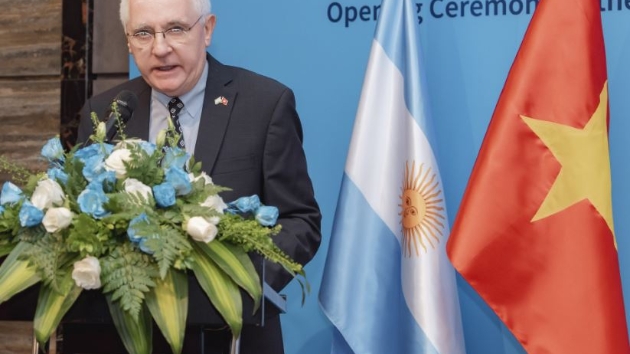 Vietnam, Argentina to expand economic cooperation
