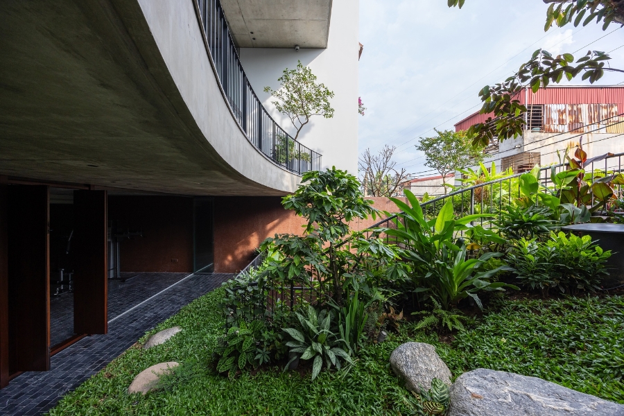 Ảnh trong bài: Trieu Chien, Quangdam