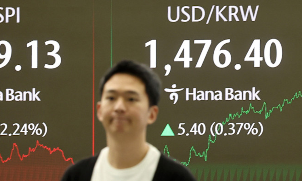 Hàn Quốc hành động khẩn để ngăn đồng won lao dốc