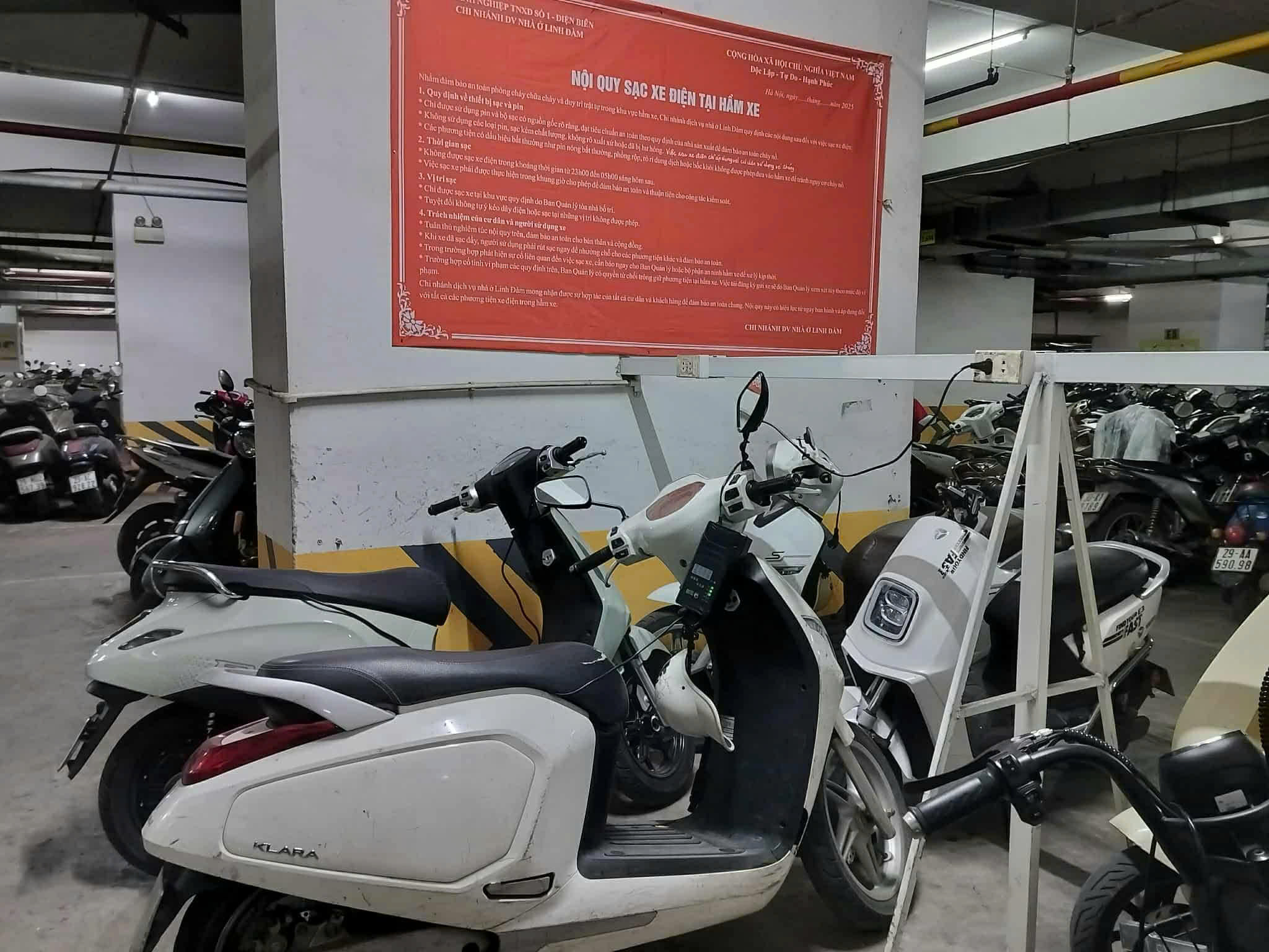 Xe điện và chung cư: Bài toán quản lý trong xu hướng chuyển đổi xanh