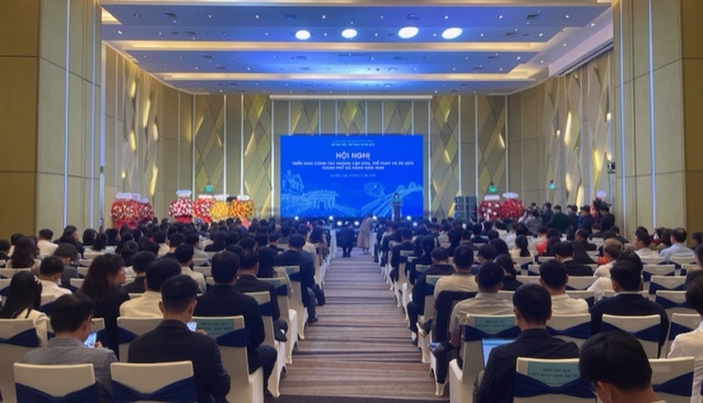 Toàn cảnh hội nghị. Ảnh Ngô Anh Văn