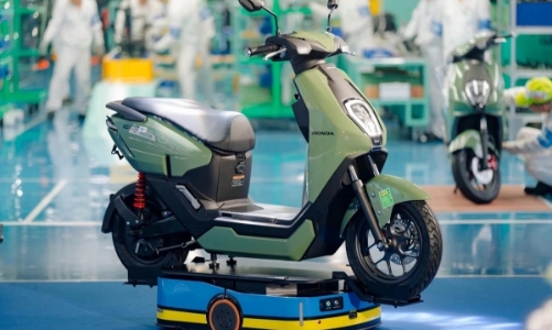 Honda giảm giá kỷ lục xe máy điện: Khi 