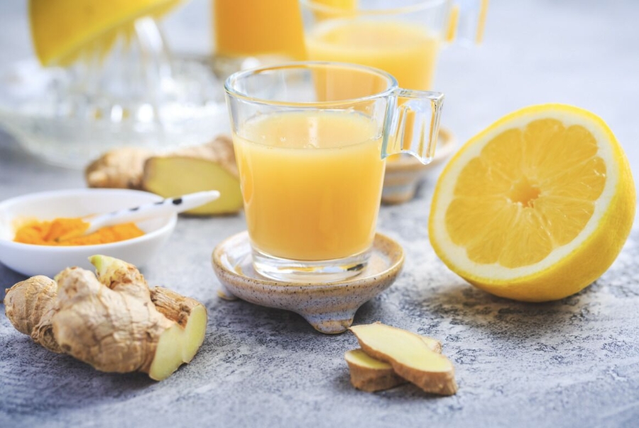 Phần lớn mọi người có xu hướng uống ginger shot vào buổi sáng.&nbsp;