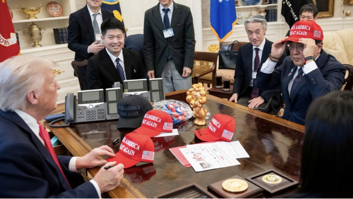 Các chính sách thuế quan chưa từng có tiền lệ của Tổng thống Donald Trump không chỉ làm thay đổi quan hệ thương mại giữa Mỹ và từng đối tác, mà còn tạo ra những bất định mới mang tính hệ thống cho thương mại toàn cầu. Ảnh: Akazawa Ryōsei 