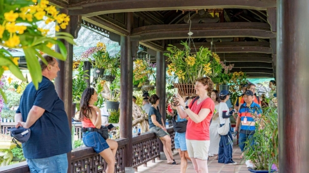 Vietnam targets to welcome 25 million foreign visitors in 2026