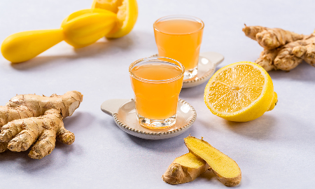 Chúng ta hoàn toàn có thể tự làm ginger shot tại nhà.