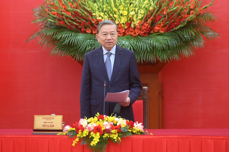 Tổng Bí thư Tô Lâm phát biểu tại cuộc gặp mặt học sinh, sinh viên, thanh niên dân tộc thiểu số xuất sắc, tiêu biểu (ảnh Nhân Dân)