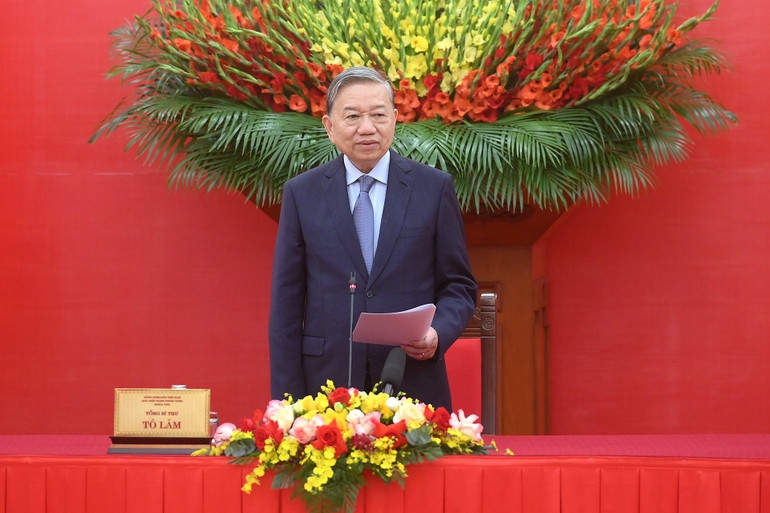 Tổng Bí thư Tô Lâm phát biểu tại cuộc gặp mặt học sinh, sinh viên, thanh niên dân tộc thiểu số xuất sắc, tiêu biểu (ảnh Nhân Dân)