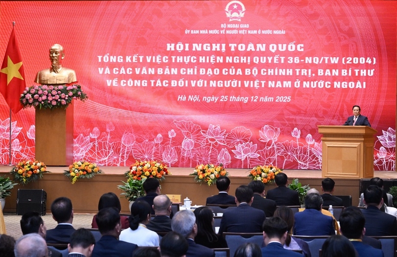 Thủ tướng Phạm Minh Chính ghi nhận những đóng góp, cống hiến tích cực của cộng đồng người Việt Nam ở nước ngoài trên các lĩnh vực, góp phần vào thành tựu chung của đất nước. Ảnh: VGP.