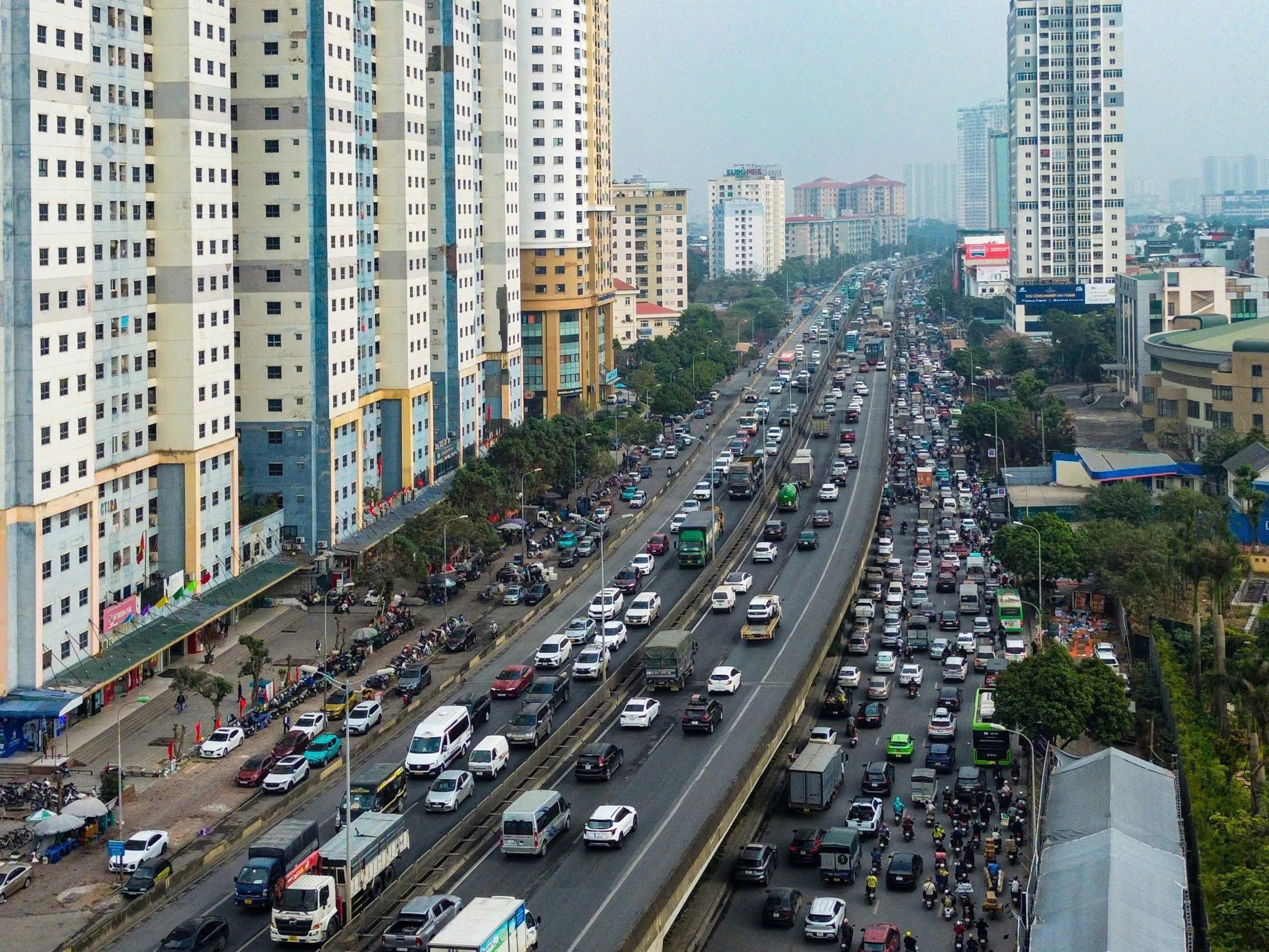 Xe xanh tại Hà Nội sẽ có màu nền khác xe động cơ đốt trong