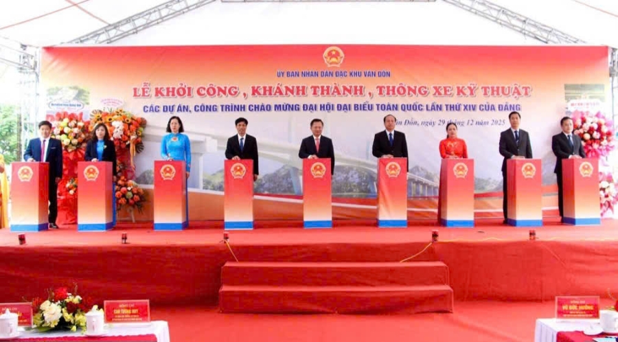 Đặc khu Vân Đồn khởi công, khánh thành, thông xe kỹ thuật các dự án, công trình Chào mừng Đại hội đại biểu toàn quốc lần thứ XIV của Đảng. Ảnh: QMG