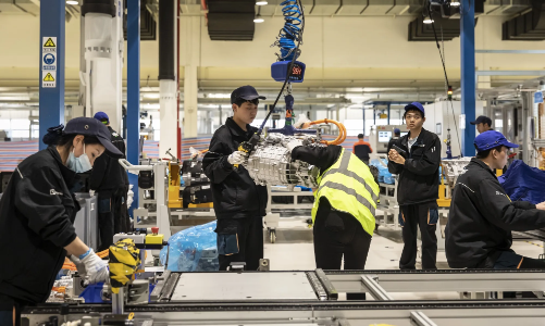 Lợi nhuận công nghiệp của Trung Quốc lao dốc