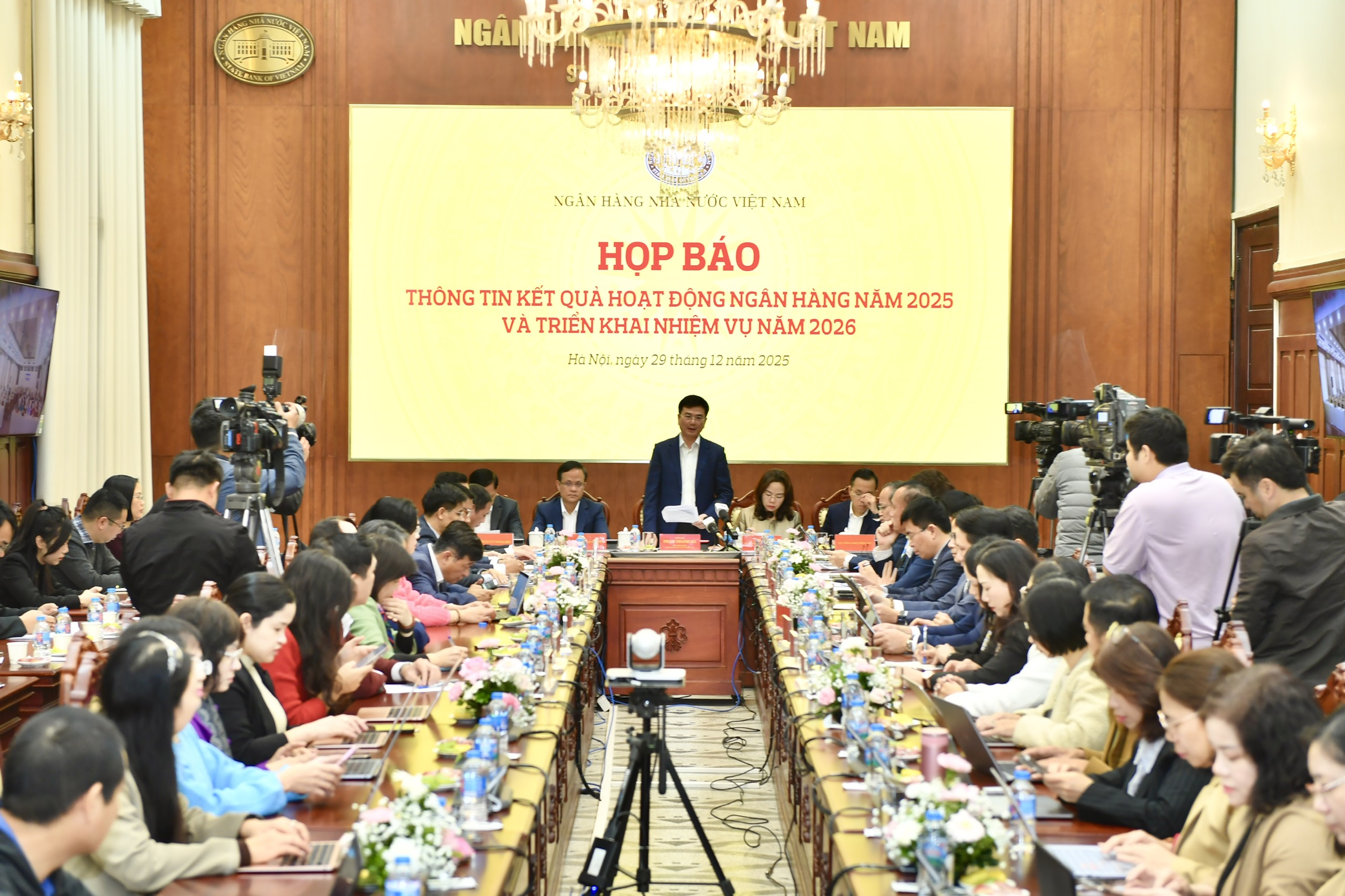 Phó Thống đốc Phạm Thanh Hà chủ trì họp báo ngày 29/12/2025.