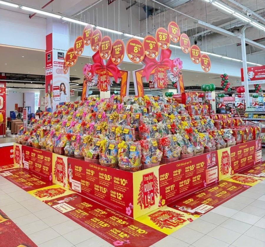 Hàng Việt Nam chiếm vai trò chủ đạo trong các giỏ quà Tết trên thị trường bán lẻ năm nay.