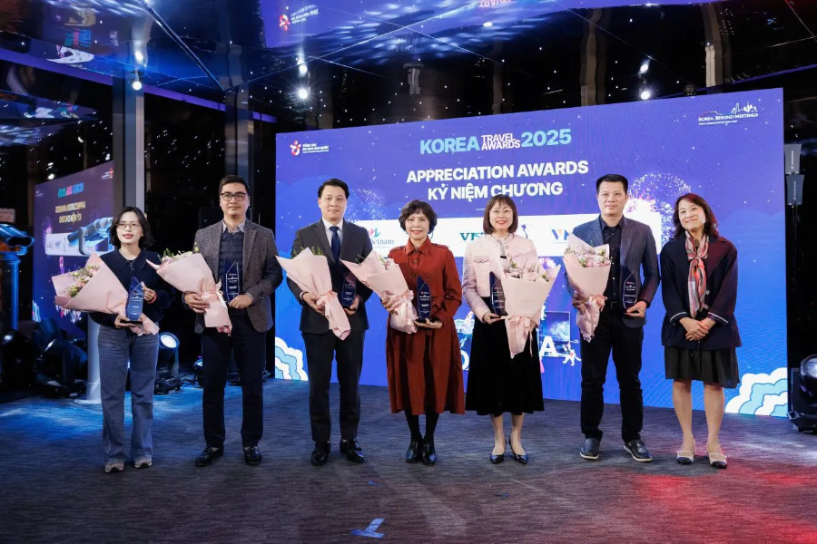 Tổng cục Du lịch Hàn Quốc đã tri ân các cơ quan ban ngành, đơn vị du lịch đồng hành, hỗ trợ hoạt động của KTO trong năm 2025.