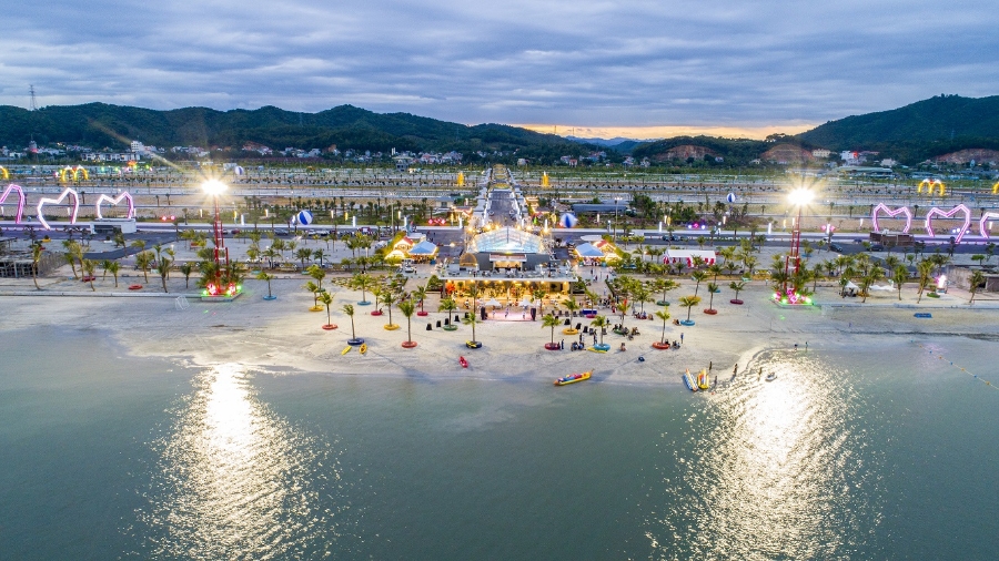 Tại đặc khu Vân Đồn, chương trình nghệ thuật “Hành trình mới - Âm nhạc kết nối” sẽ diễn ra lúc 20h ngày 29/12.