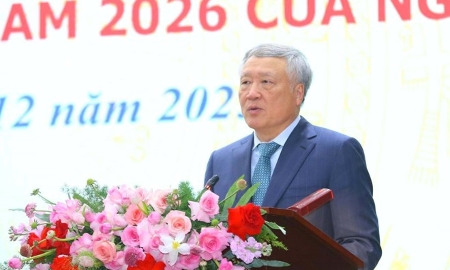 Phó Thủ tướng Thường trực Chính phủ Nguyễn Hòa Bình phát biểu tại Hội nghị tổng kết năm 2025 và triển khai nhiệm vụ công tác năm 2026 của ngành Nội vụ. Ảnh: Tống Giáp.