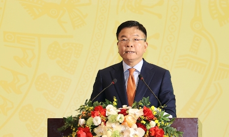 Phó Thủ tướng Chính phủ Lê Thành Long dự và phát biểu chỉ đạo tại hội nghị tổng kết công tác y tế, chiều 29/12. Ảnh: Trần Minh.