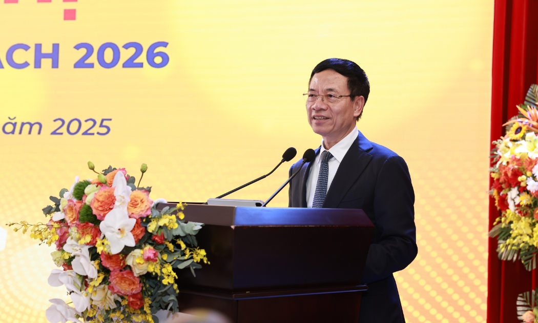 Bộ trưởng Bộ Khoa học và Công nghệ Nguyễn Mạnh Hùng: Bưu chính phải đứng ở trung tâm của hệ sinh thái số kinh tế Việt Nam.