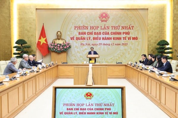 Thủ tướng Phạm Minh Chính, Trưởng Ban Chỉ đạo của Chính phủ về quản lý, điều hành kinh tế vĩ mô đã chủ trì Phiên họp lần thứ nhất của Ban Chỉ đạo - Ảnh: VGP