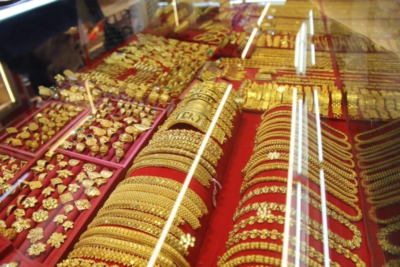 Regulations on gold trading tightened