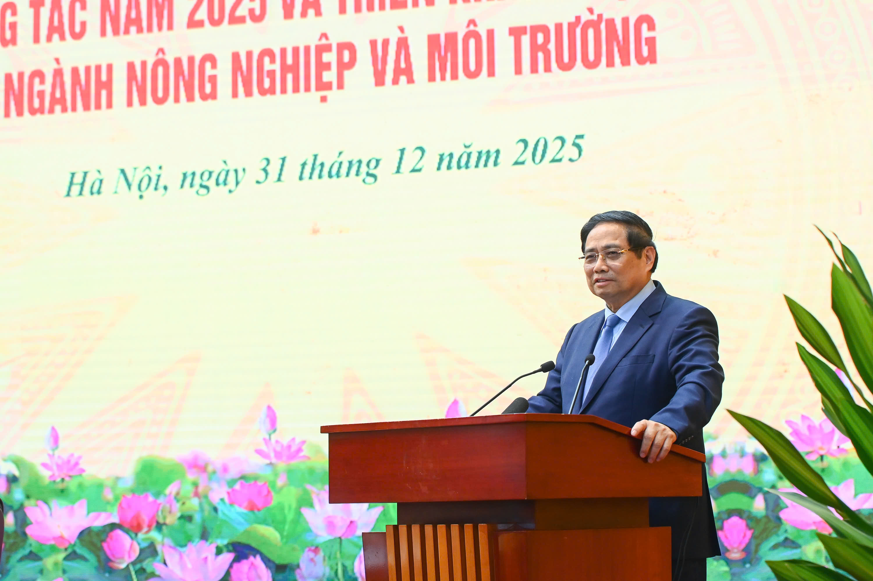 Thủ tướng Phạm Minh Chính phát biểu chỉ đạo tại hội nghị.