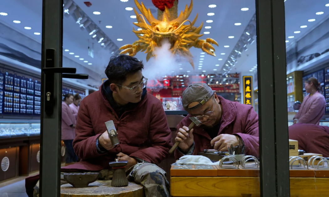 Hai mặt của nền kinh tế Trung Quốc năm 2025