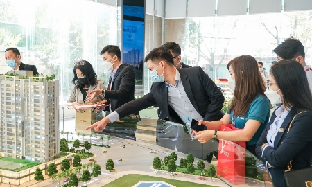 Bộ Xây dựng siết chặt hoạt động môi giới, ngăn đầu cơ,