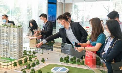 Bộ Xây dựng siết chặt hoạt động môi giới, ngăn đầu cơ, 