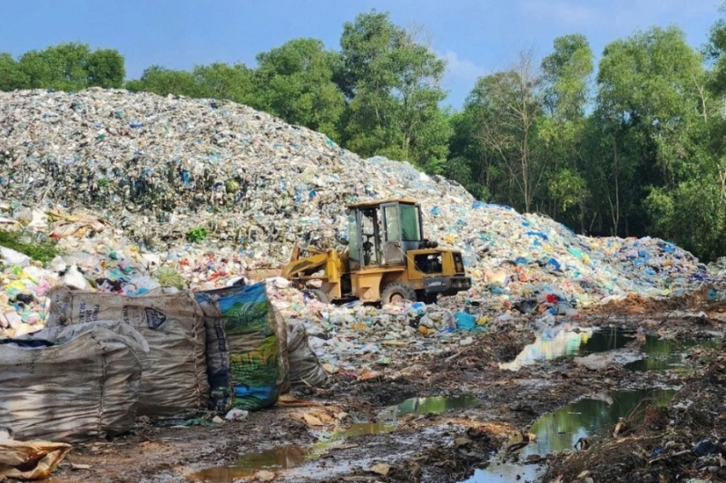 Hanoi ramps up efforts to clear air and waste pollution hurdles