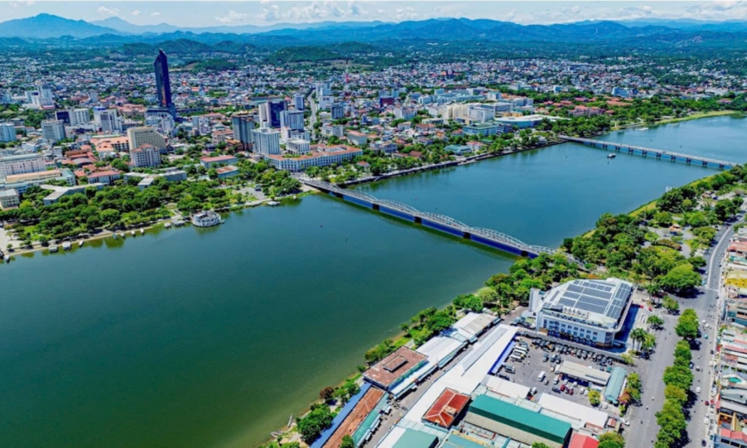 Huế thu ngân sách năm 2025 vượt 14.800 tỷ đồng, tăng 21% so với cùng kỳ