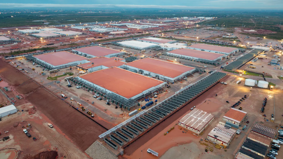 Trung tâm dữ liệu Stargate AI ở Abilene, Texas, Hoa Kỳ (ngày 24/9/2025) - Ảnh: Getty Images. 