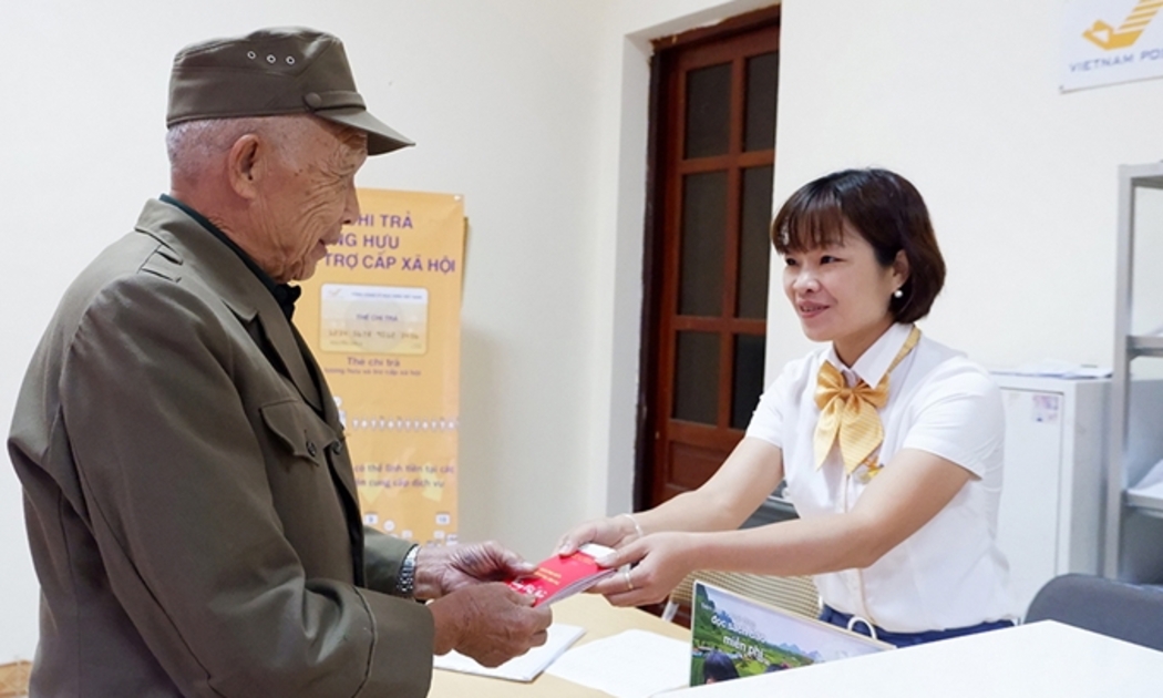 Hơn 3,5 triệu người sẽ nhận gộp 2 tháng lương hưu, trợ cấp trước Tết 