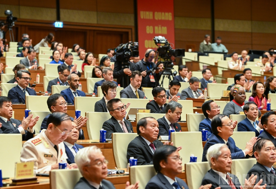 Các đại biểu dự Lễ. Ảnh: Nhân Dân