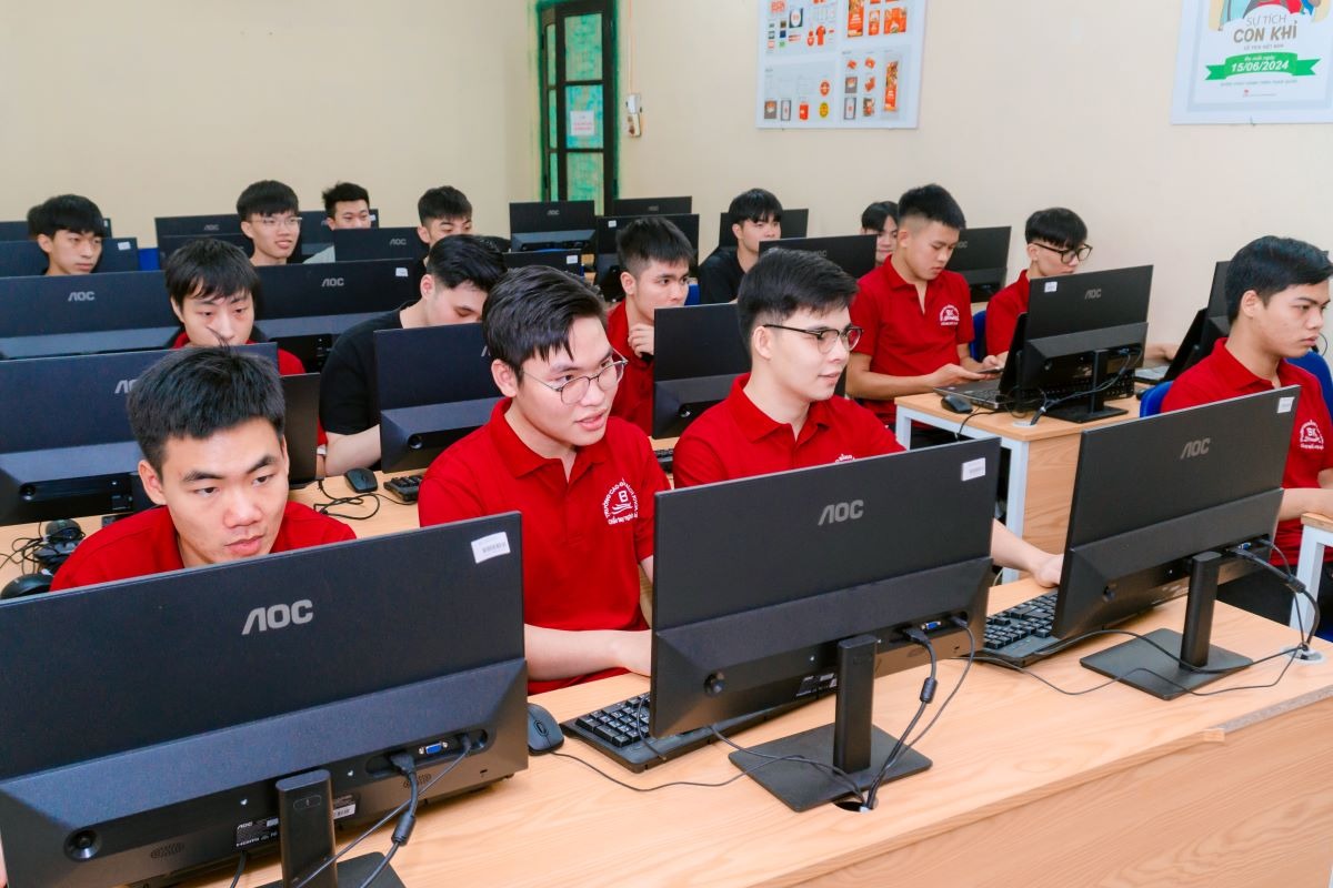 Thị trường lao động trong lĩnh vực công nghệ thông tin, phần mềm đang bước vào giai đoạn cạnh tranh khốc liệt. Ảnh minh họa