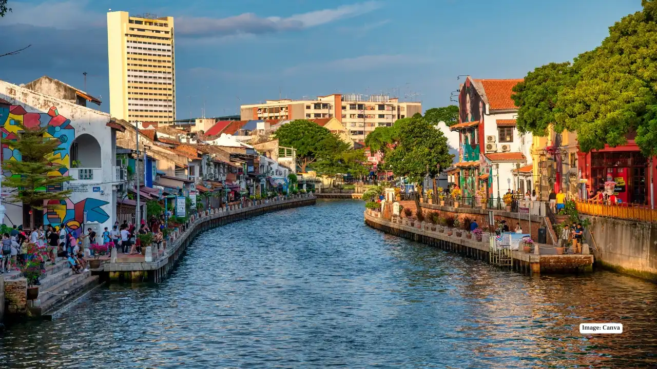 Năm 2026, Malaysia đặt mục tiêu thu hút 47 triệu lượt khách quốc tế và mang về doanh thu 80 tỉ USD.