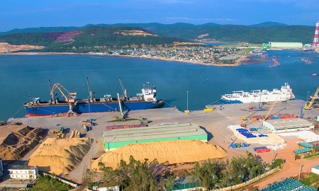 Cảng biển Nghi Sơn.