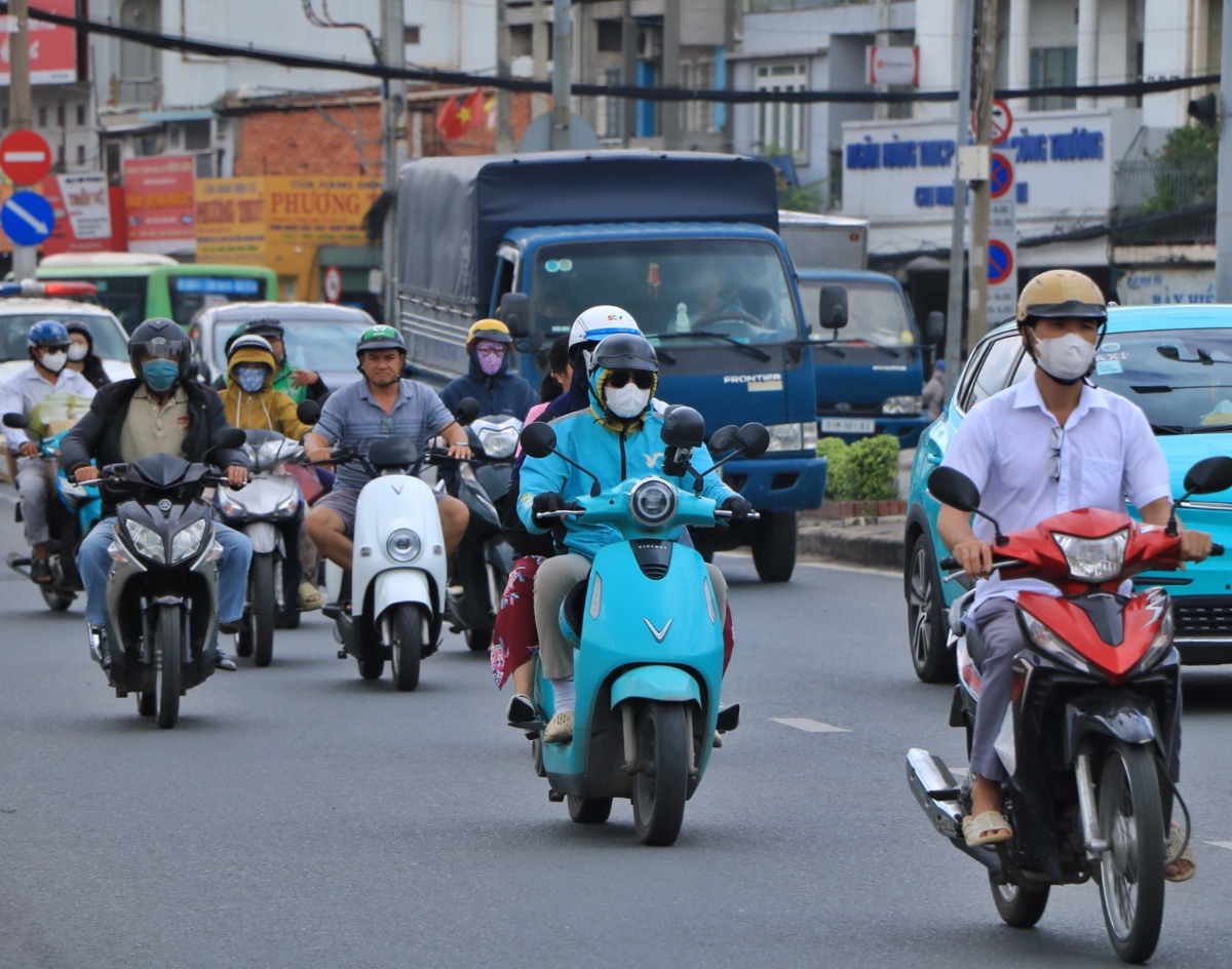 Hà Nội sẽ có chính sách hỗ trợ chuyển đổi phương tiện xanh. Ảnh minh họa