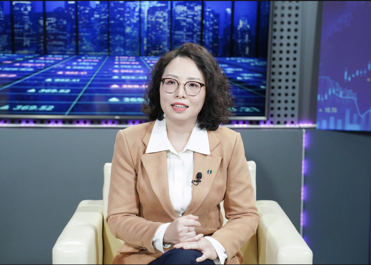  Tiến Sĩ Tạ Thanh Bình, Tổng giám đốc Tổng công ty Lưu ký và Bù trừ Chứng khoán Việt Nam (VSDC). 