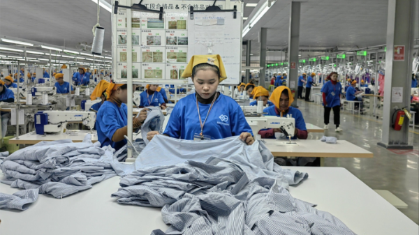 Đông Nam Á chống chọi với bão thuế quan Mỹ thế nào?