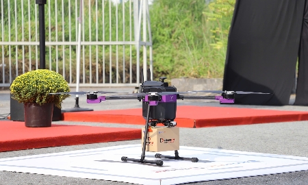TP. Hồ Chí Minh thử nghiệm giao hàng bằng thiết bị bay không người lái (UAV) tại Khu Công nghệ cao Thành phố.